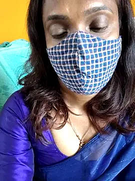 Queen-dhivya online show from March 26, 2026, 7:36 am