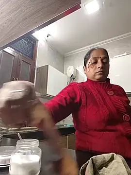 Hot-Sana2 online show from November 14, 2025, 1:32 pm