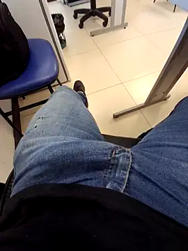 Kasadosfd online show from February 12, 2026, 4:13 pm