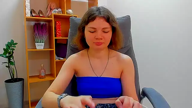 Snapshot of Stella-Maers chatting on April 30, 2026, 7:14 am Stella-Maers online show from April 30, 2026, 7:14 am