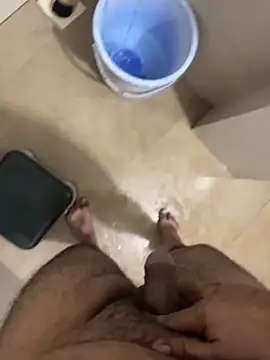 Snapshot of alan0ass chatting on November 2, 2025, 1:35 pm alan0ass online show from November 2, 2025, 1:35 pm