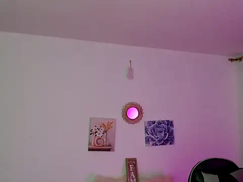 Snapshot of Samanta_777 chatting on February 20, 2026, 7:21 am Samanta 777 online show from February 20, 2026, 7:21 am