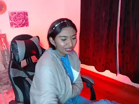 Snapshot of Samanta_777 chatting on February 24, 2026, 1:58 am Samanta 777 online show from February 24, 2026, 1:58 am