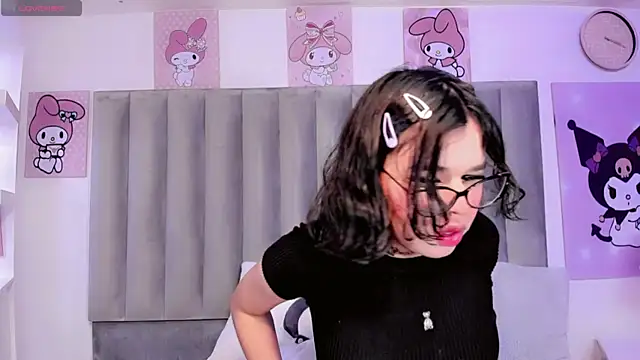 ClaudiaSophia online show from March 26, 2026, 11:38 am