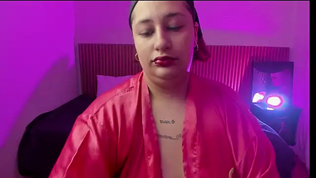 ityes15 online show from November 5, 2025, 11:54 am