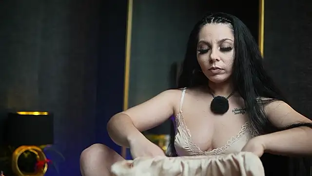 GiaEasyIce online show from February 25, 2026, 11:03 pm