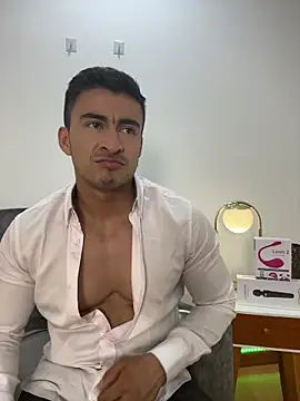 Snapshot of Chris_Clarck chatting on November 20, 2025, 7:57 pm Chris Clarck online show from November 20, 2025, 7:57 pm