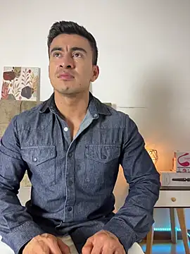 Snapshot of Chris_Clarck chatting on December 2, 2025, 7:53 pm Chris Clarck online show from December 2, 2025, 7:53 pm