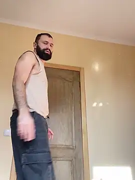 ivanmasliuk online show from November 2, 2025, 9:22 am