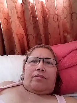 Cessi50 online show from November 18, 2025, 4:22 pm