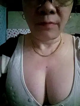 small-house123 online show from February 23, 2026, 11:24 pm