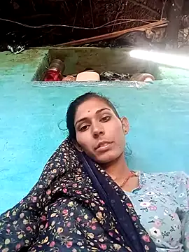 Snapshot of Jyoti_Roy1 chatting on November 5, 2025, 4:01 am Jyoti Roy1 online show from November 5, 2025, 4:01 am