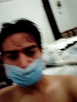 lelamera online show from November 1, 2025, 10:56 pm