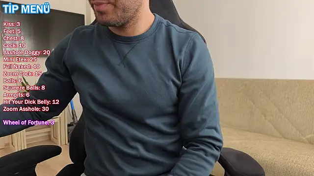 Snapshot of gizemllixxx chatting on November 9, 2025, 7:39 am gizemllixxx online show from November 9, 2025, 7:39 am