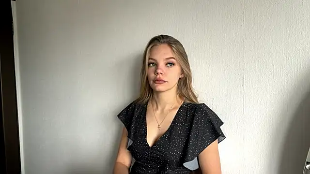 SweetAmelia69 online show from November 5, 2025, 6:02 am