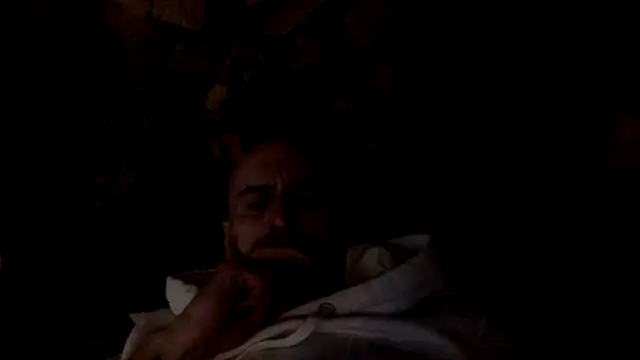 Snapshot of MR-MRS-SPICE chatting on November 1, 2025, 1:57 pm MR-MRS-SPICE online show from November 1, 2025, 1:57 pm