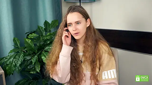 ErynTing online show from November 13, 2025, 10:03 am