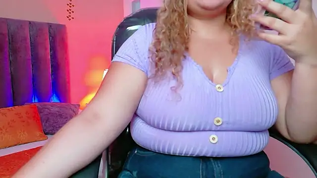 Sweet Rosee  online show from November 25, 2025, 1:44 pm