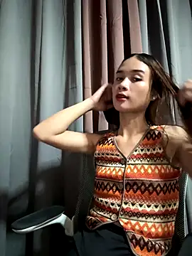 Snapshot of Kimparaka chatting on November 5, 2025, 3:50 am Kimparaka online show from November 5, 2025, 3:50 am