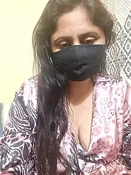 mouni499 online show from February 2, 2026, 9:02 pm