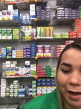 imoly  online show from November 1, 2025, 10:01 pm