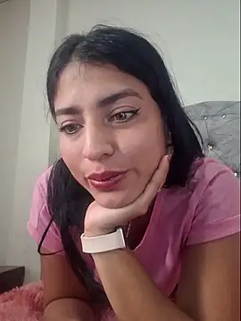 GISELLA   online show from February 6, 2026, 12:52 pm
