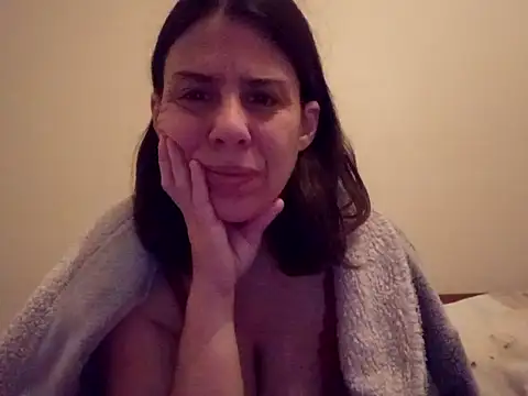 hotnathy69 online show from January 15, 2026, 8:08 am