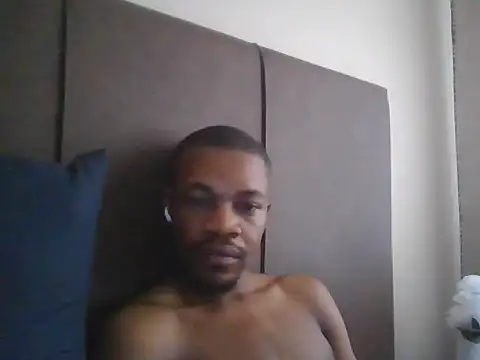 Snapshot of NkabiDick chatting on November 16, 2025, 6:41 am NkabiDick online show from November 16, 2025, 6:41 am