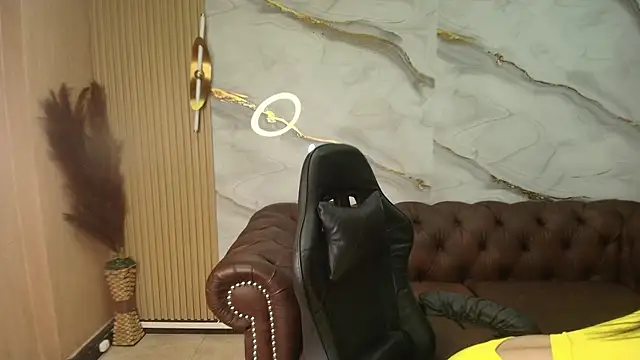 gabriella storm tf online show from December 16, 2025, 12:54 pm