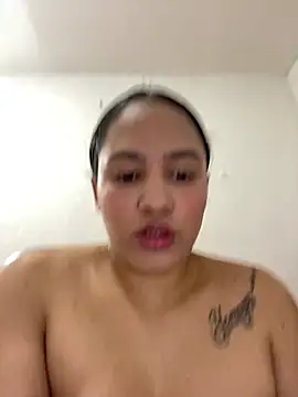 Snapshot of Ivy_08 chatting on July 31, 2026, 9:47 pm Ivy 08 online show from July 31, 2026, 9:47 pm