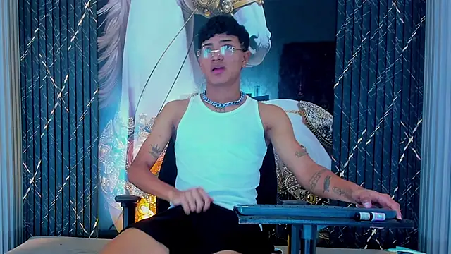 Yilmer hot online show from November 2, 2025, 7:00 am