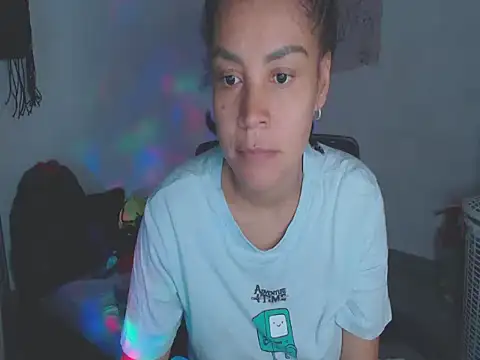 Snapshot of shayna_cute chatting on June 3, 2026, 11:54 pm shayna cute online show from June 3, 2026, 11:54 pm
