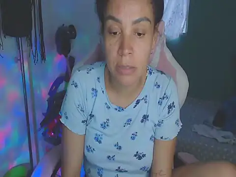 shayna cute online show from July 19, 2026, 11:08 pm