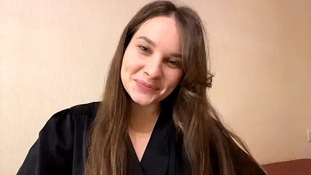 Luna Blossom online show from November 4, 2025, 6:56 am