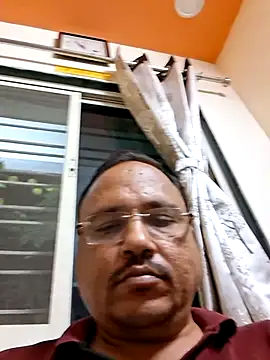 suraj696 online show from November 4, 2025, 5:23 pm