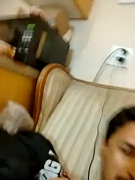 Snapshot of m8je chatting on November 14, 2025, 4:28 pm m8je online show from November 14, 2025, 4:28 pm