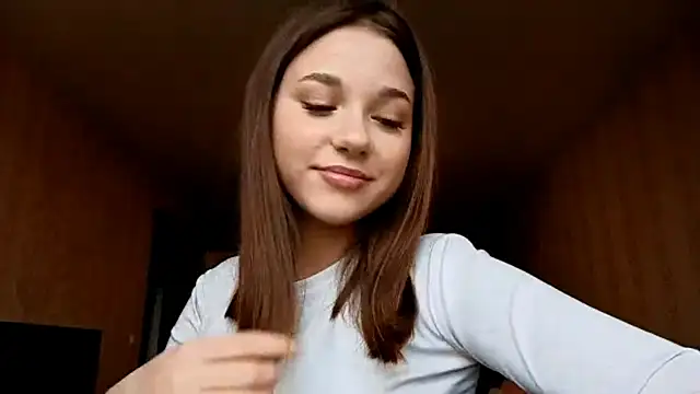 CorinneNewbert online show from November 15, 2025, 10:45 am