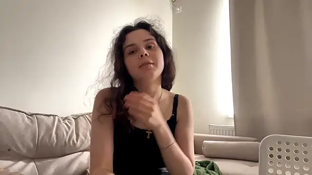 Snapshot of RosaleeSwint chatting on November 9, 2025, 9:51 am RosaleeSwint online show from November 9, 2025, 9:51 am