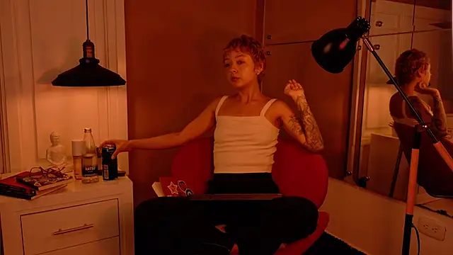 Raven444 online show from November 7, 2025, 10:21 pm