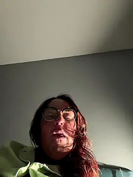 Snapshot of Angel-LinaX chatting on December 19, 2025, 8:38 pm Angel-LinaX online show from December 19, 2025, 8:38 pm