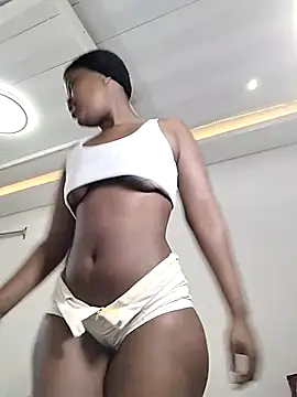 SweetSavage18 online show from December 16, 2025, 8:14 pm