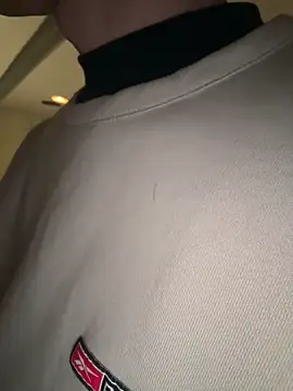 JadonZ 04263 online show from November 3, 2025, 6:03 am