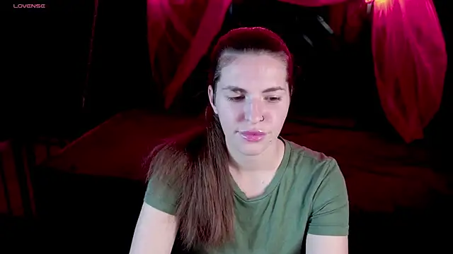 Snapshot of DanielaReign chatting on November 4, 2025, 2:16 pm DanielaReign online show from November 4, 2025, 2:16 pm