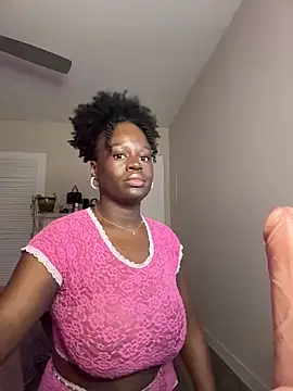 Snapshot of ladiosa_selene chatting on February 17, 2026, 1:46 am ladiosa selene online show from February 17, 2026, 1:46 am