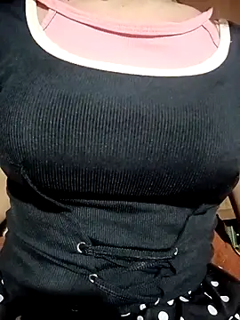 LenaLy2k online show from November 27, 2025, 12:29 pm