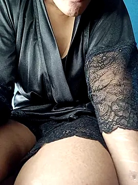 Saniya76 online show from November 13, 2025, 4:00 am