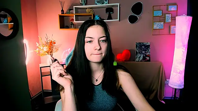 baby hotte online show from March 4, 2026, 6:52 am