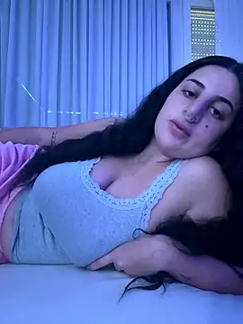 jojoa23 online show from January 19, 2026, 1:04 pm