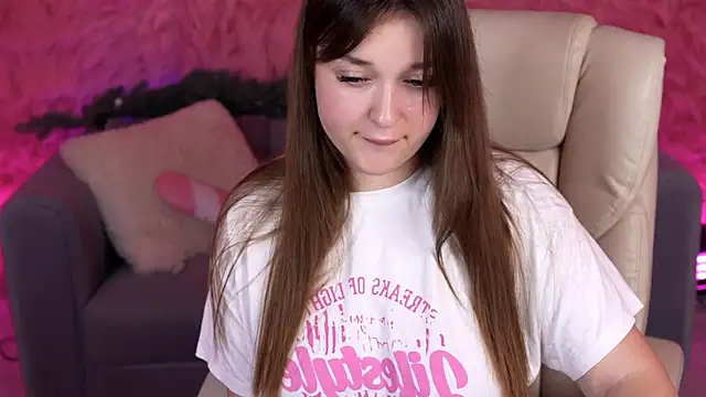 Snapshot of DomenikaStar_ chatting on January 8, 2026, 8:11 pm DomenikaStar online show from January 8, 2026, 8:11 pm