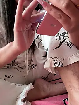 xiaozhu-88 online show from November 9, 2025, 6:33 am